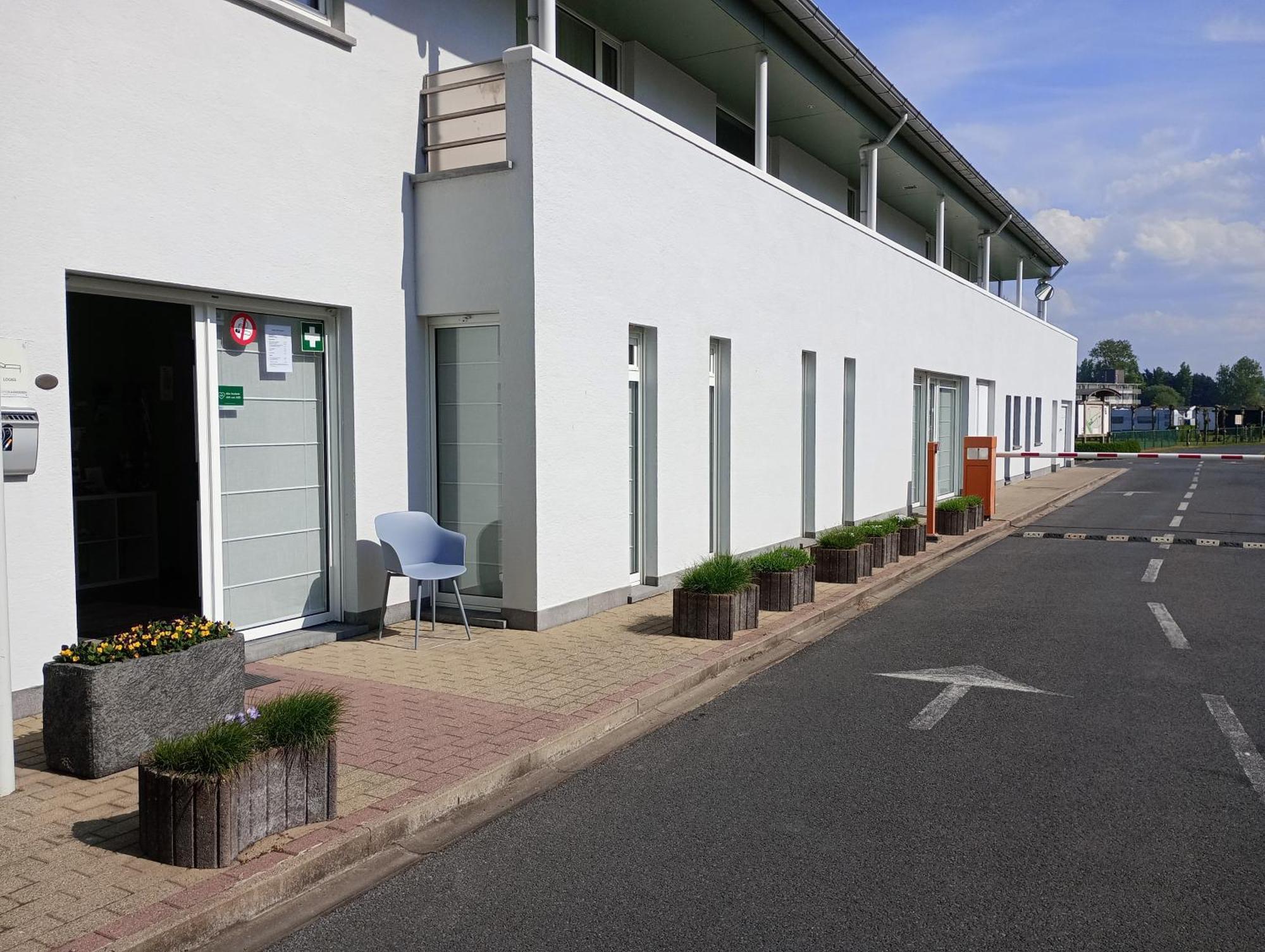 Hotel Noordzee 1 De Haan Exterior foto